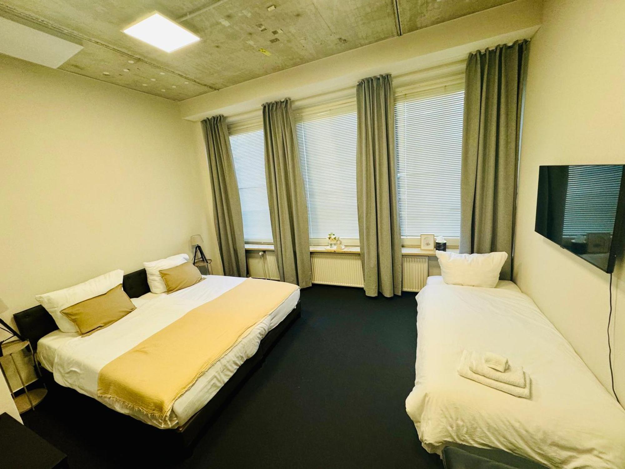 Elbapartment 29 Qm Mit Eigenem Badezimmer Hamburgo Exterior foto